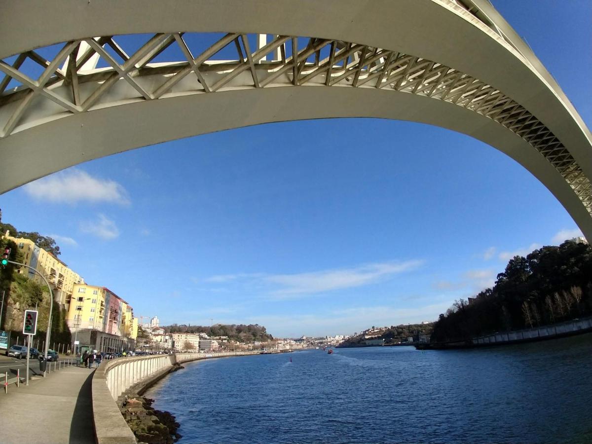 Entre Amigos Hostel - Porto, Porto